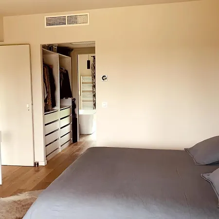 De Standing Avec Vue Montagne, Proche De Porto-vecchio *