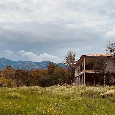 De Standing Avec Vue Montagne, Proche De Porto-vecchio *