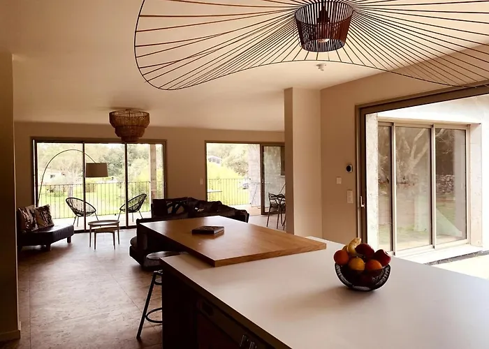 De Standing Avec Vue Montagne, Proche De Porto-vecchio Villa