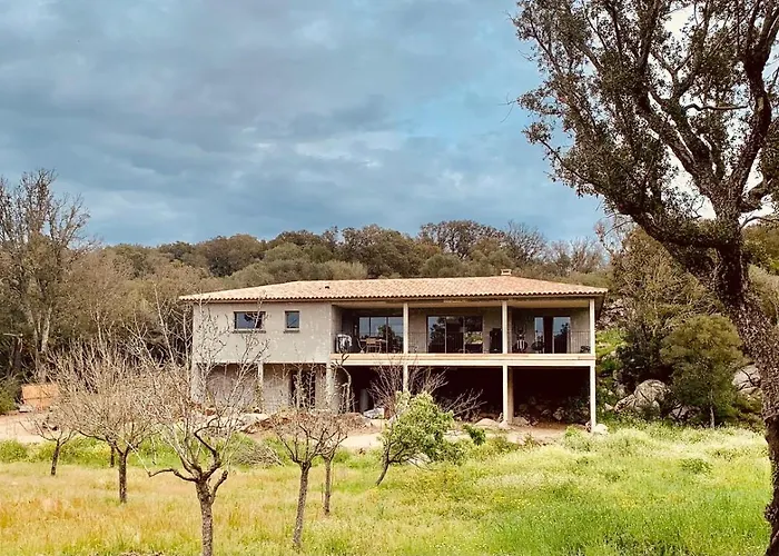 De Standing Avec Vue Montagne, Proche De Porto-vecchio * Porto Vecchio
